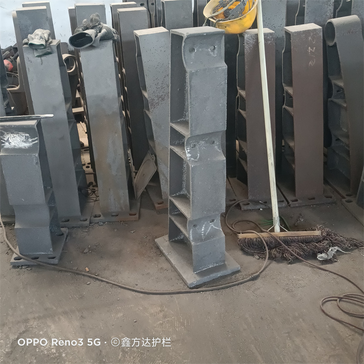 桥梁防撞不锈钢护栏多少钱一吨价格有优势
