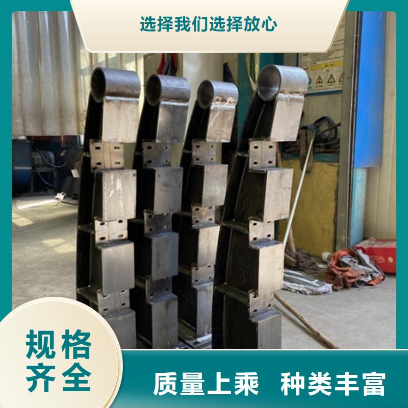 维吾尔自治区三横梁护栏栏杆质量可靠当地生产厂家
