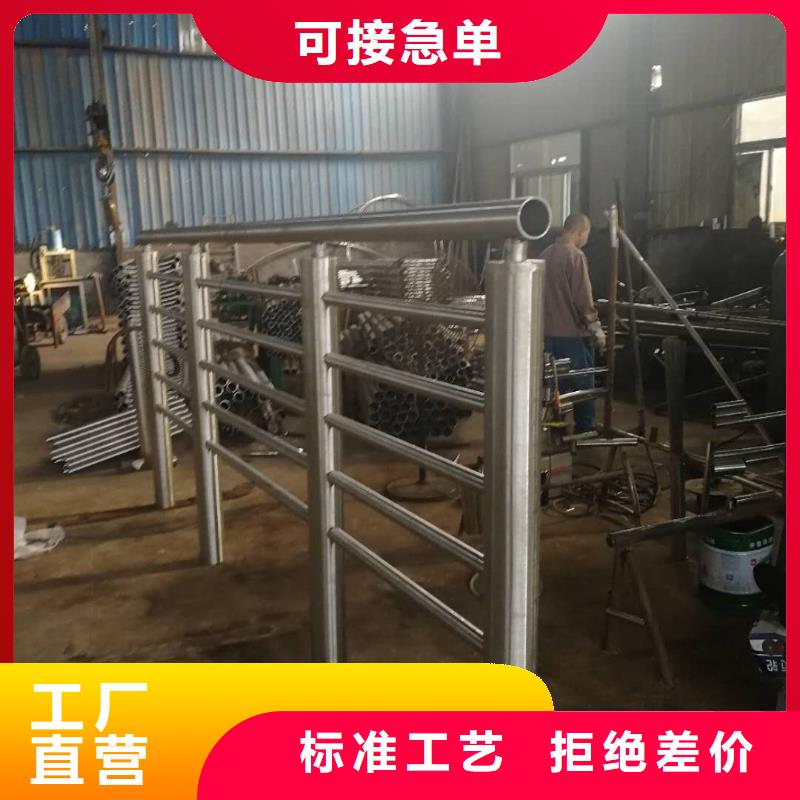 景观木纹护栏首选聚宜兴安全护栏工艺成熟