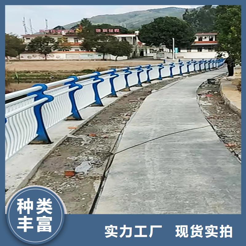 防撞灯光护栏实力大厂家实力看得见