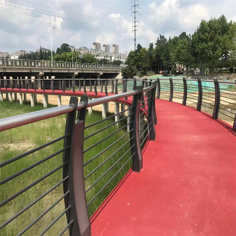 四横梁桥梁防撞护栏强度高抗冲击