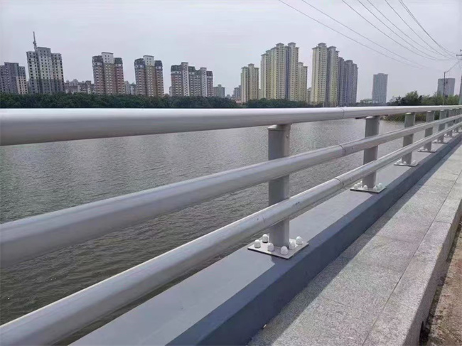 生产
道路栏的批发商