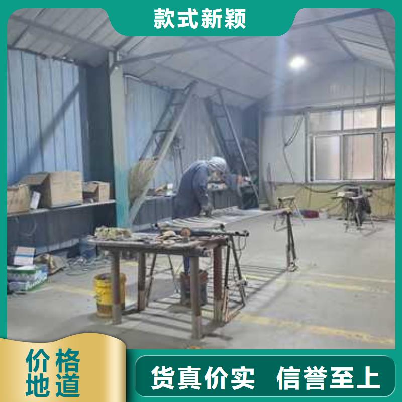 灯光护栏_国道抗冲击围栏供货及时现货销售