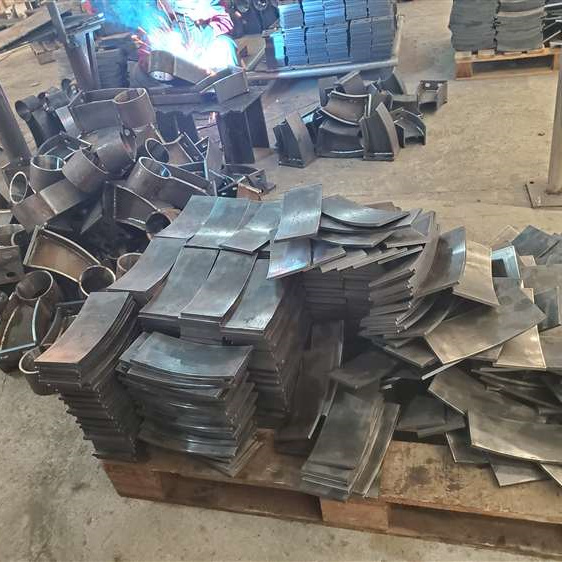 Q235B防撞护栏使用时长长诚信商家