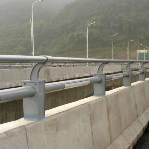 河道底护栏源头厂家