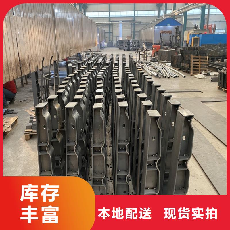 护栏钢板立柱不只是质量好每一处都是匠心制作