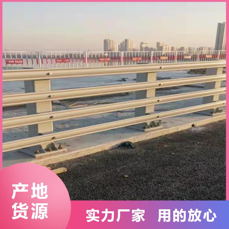 桥梁护栏道路隔离栏精心质量检测