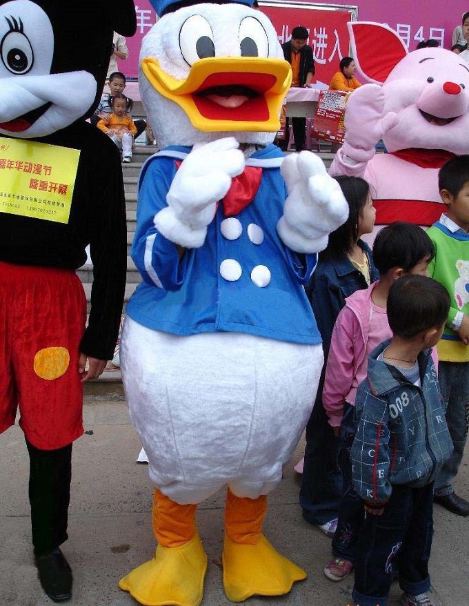 卡通人偶服装定制厂家,玩偶服道具水平高