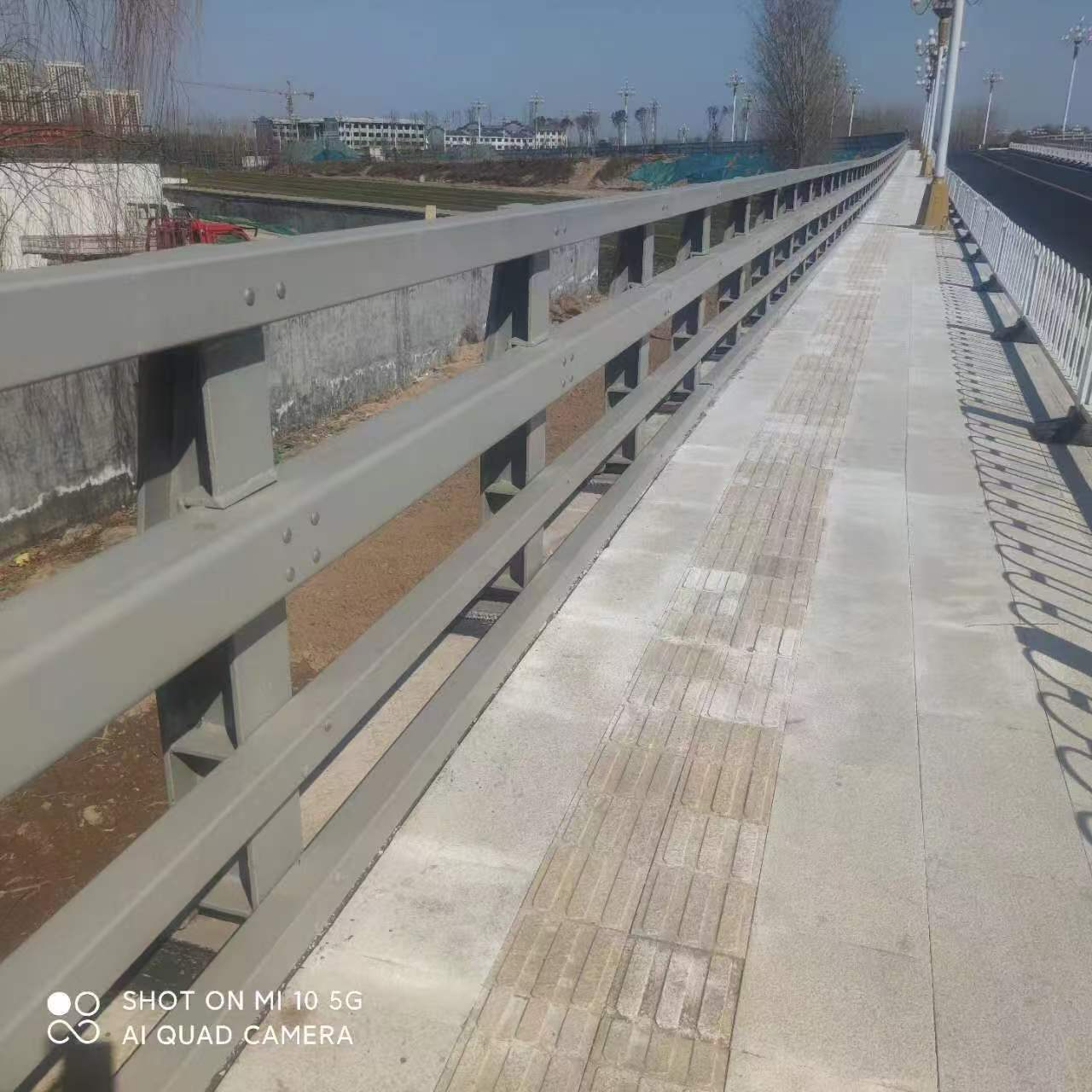 不锈钢人行道护栏厂家广受好评