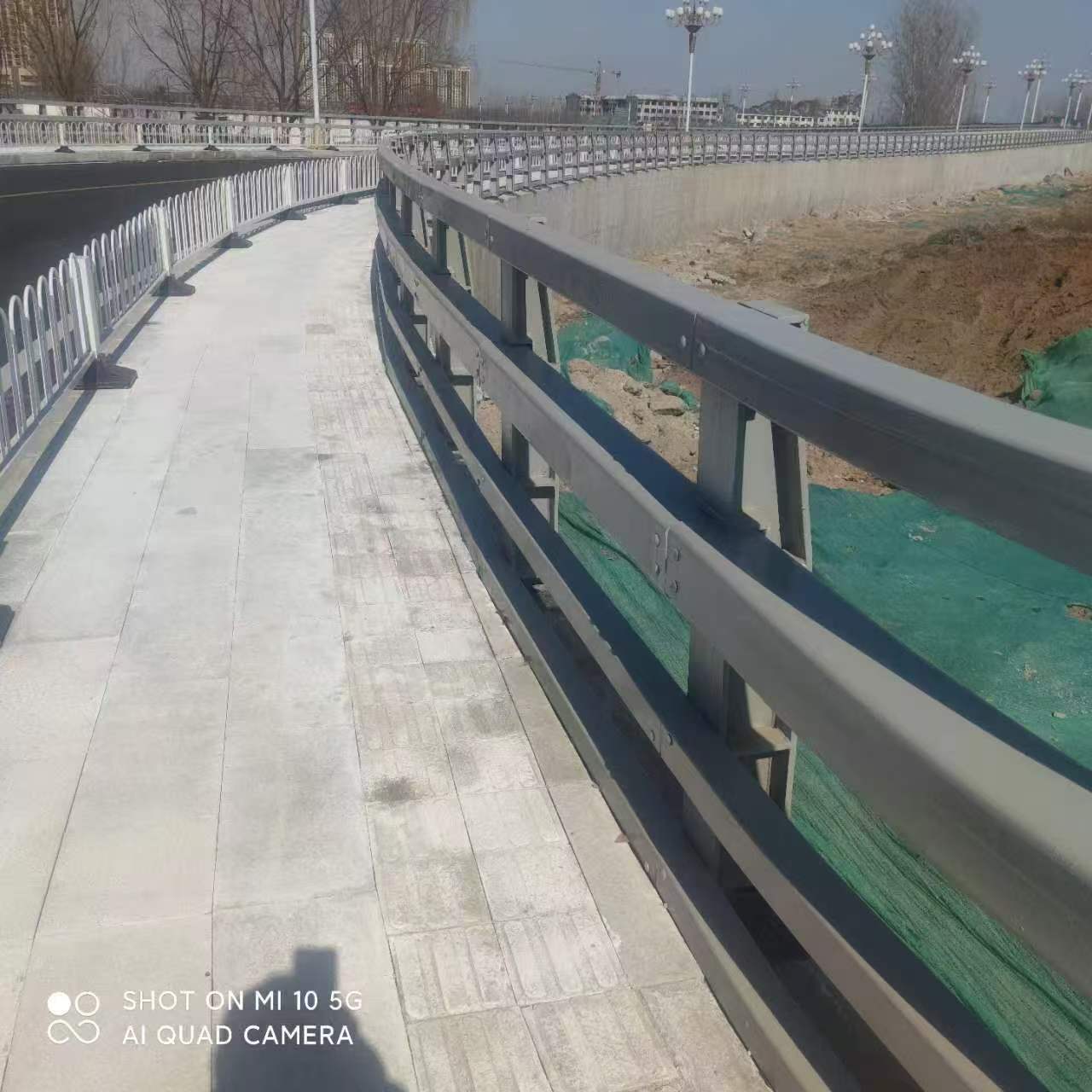 防撞不锈钢复合管栏杆选购经验