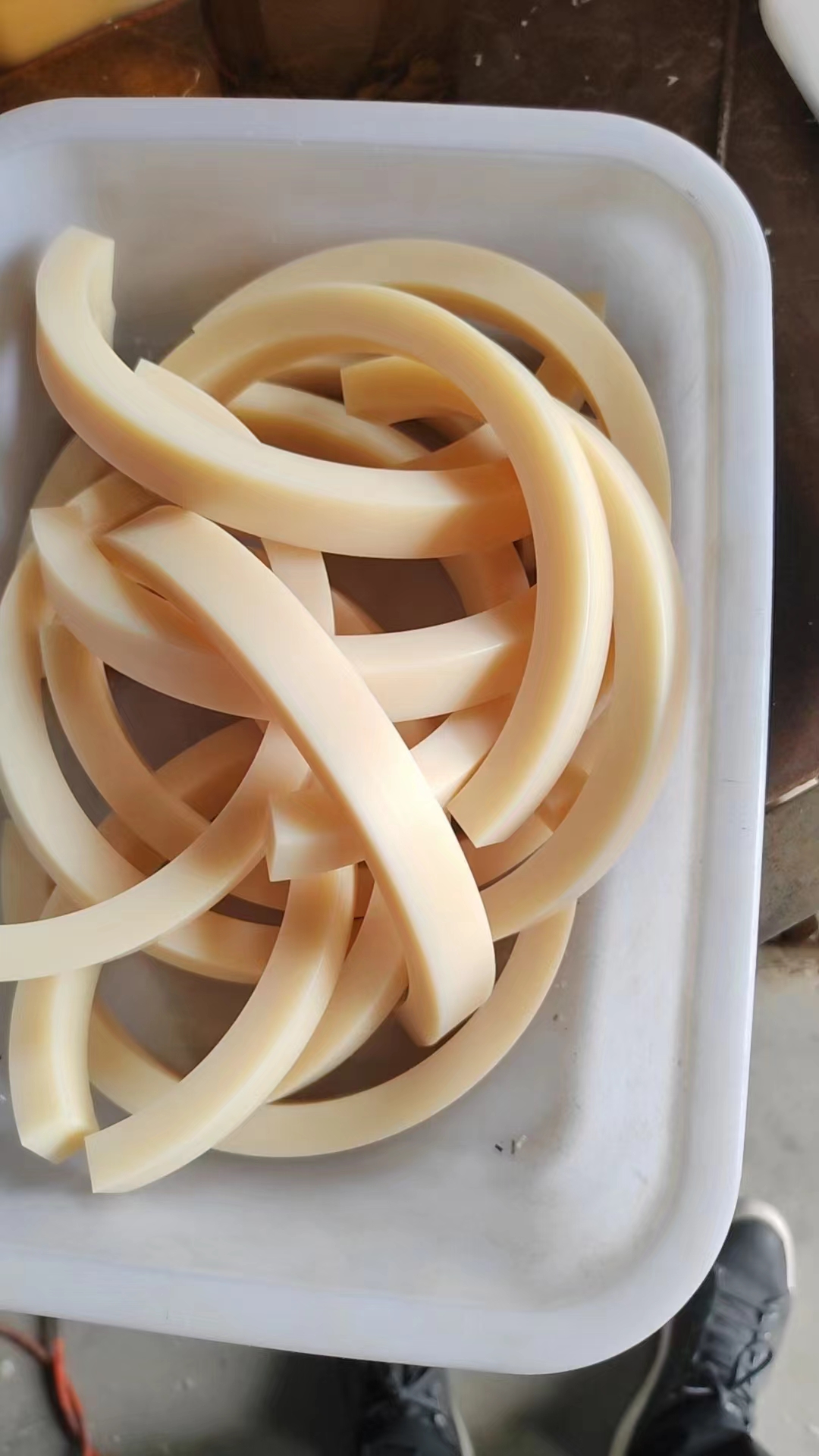 专注制造阻燃尼龙棒厂家