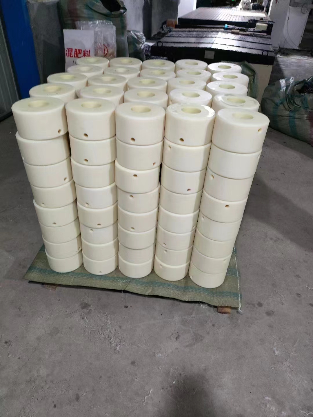 尼龙_尼龙齿轮专心专注专业追求品质