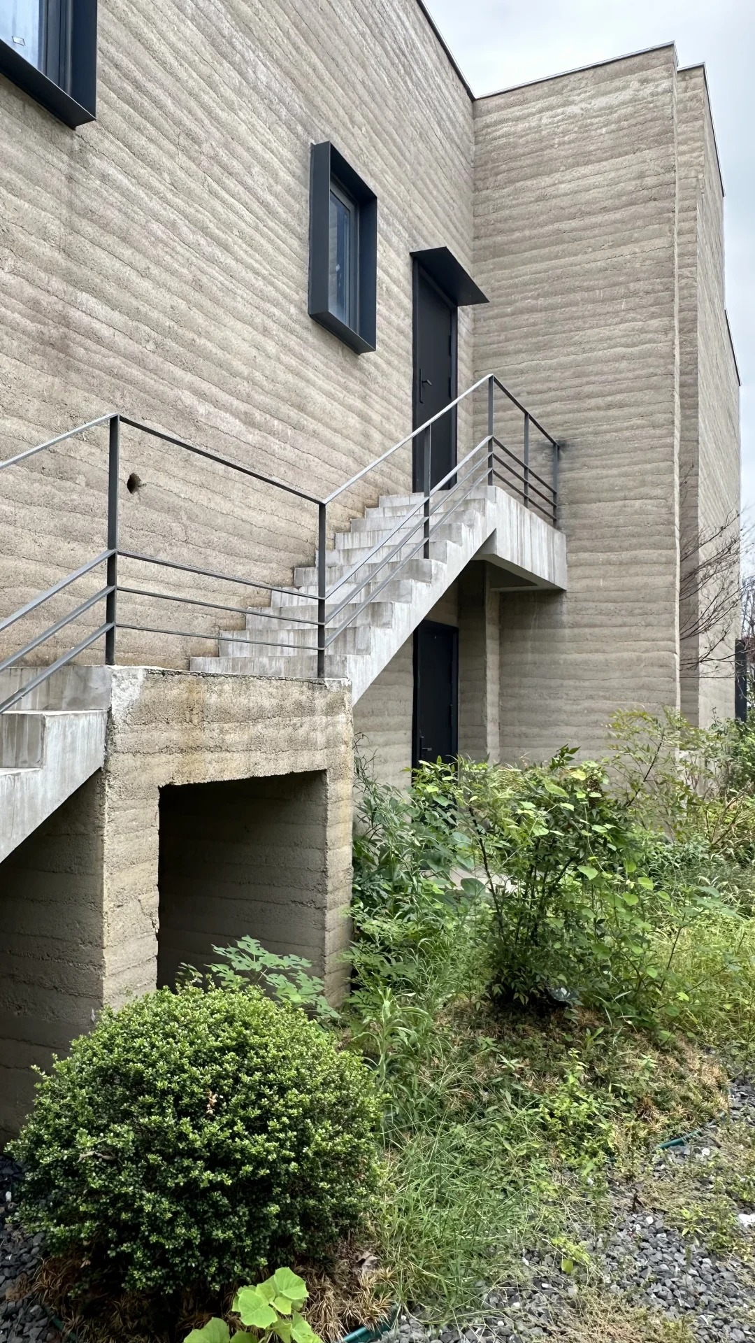 仿夯土稻草漆施工全包价质优价廉