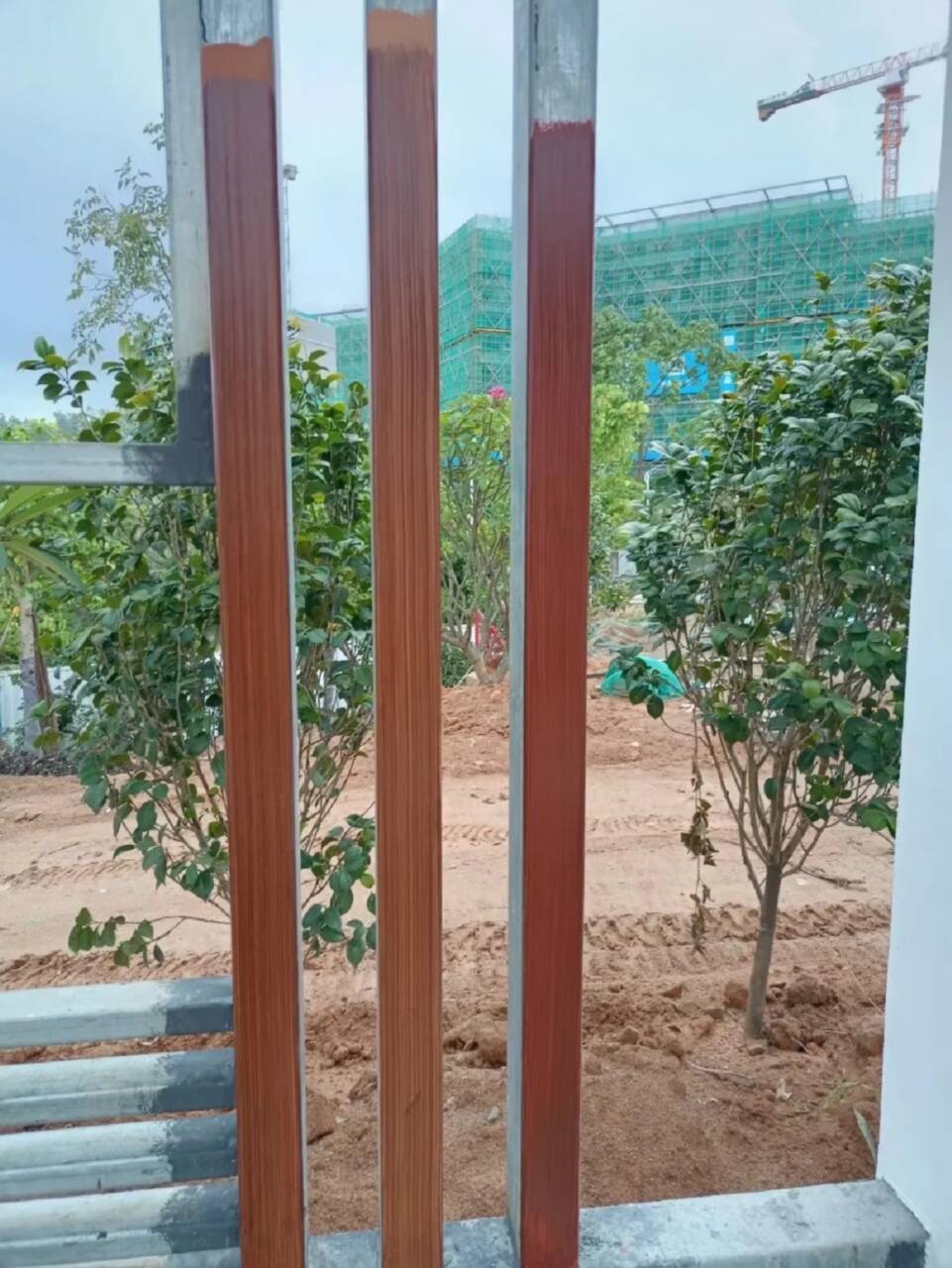 廊架护栏木纹漆，钢结构仿木纹漆，仿古木纹漆厂家定制