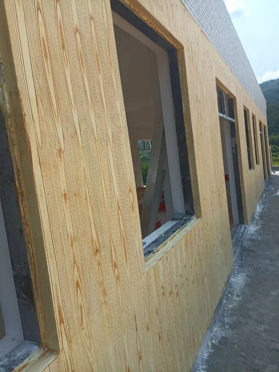 仿木纹漆，钢结构木纹漆，铝合金木纹漆施工价格