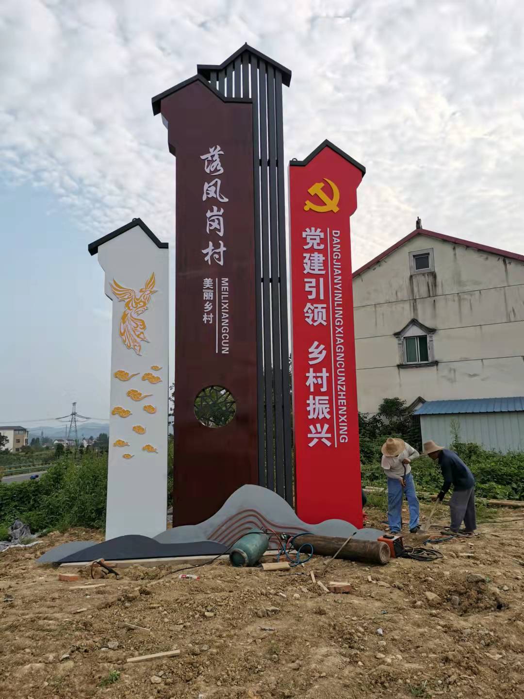 不锈钢精神堡垒定制同城供应商