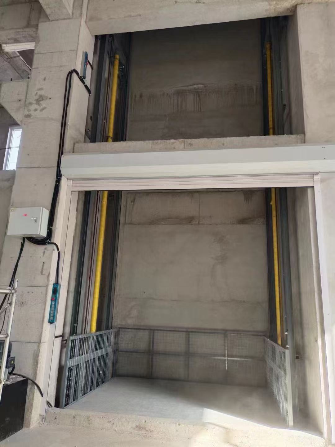 导轨的液压货梯公司多种规格库存充足