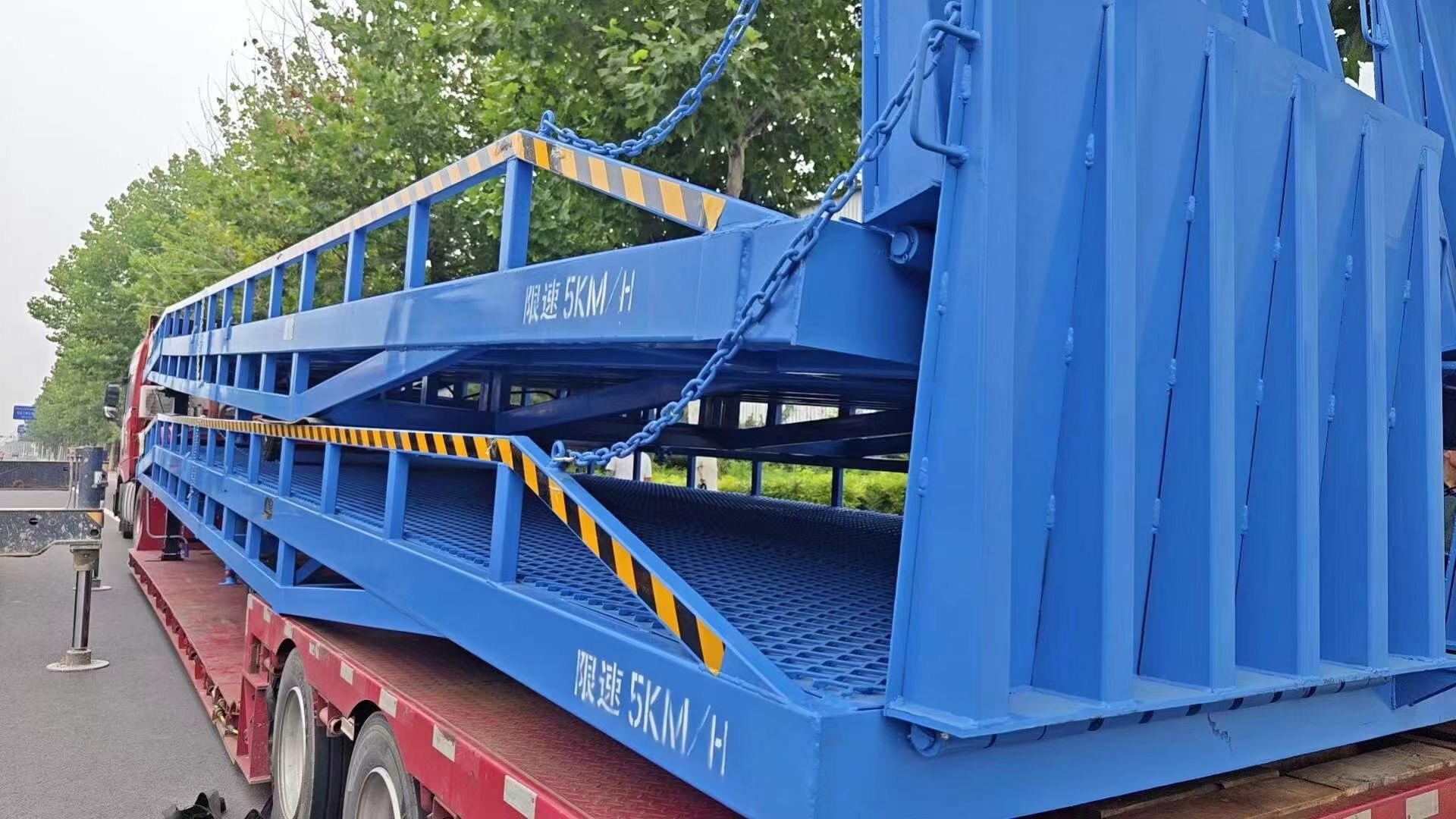 10吨移动式登车桥价格报价